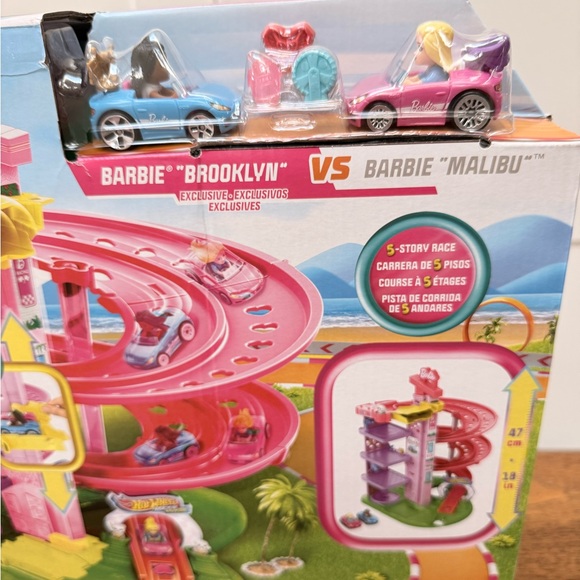 Fisher Price Little People Target Run Playset - Picture 5 of 9